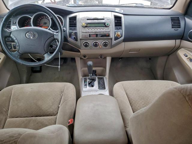 Toyota Tacoma Double Cab Prerunner Image 11