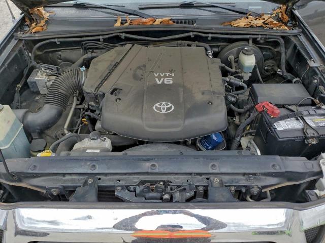 Toyota Tacoma Double Cab Prerunner Image 2