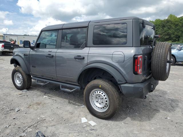 Ford Bronco Base Image 3