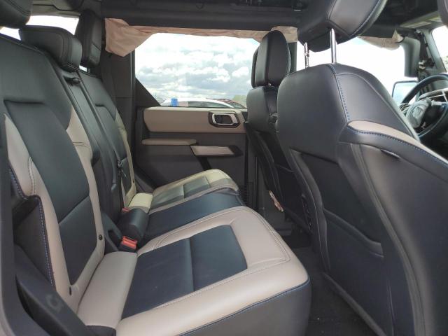 Ford Bronco Base Image 9