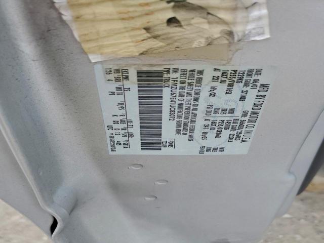 Ford Explorer Image 13