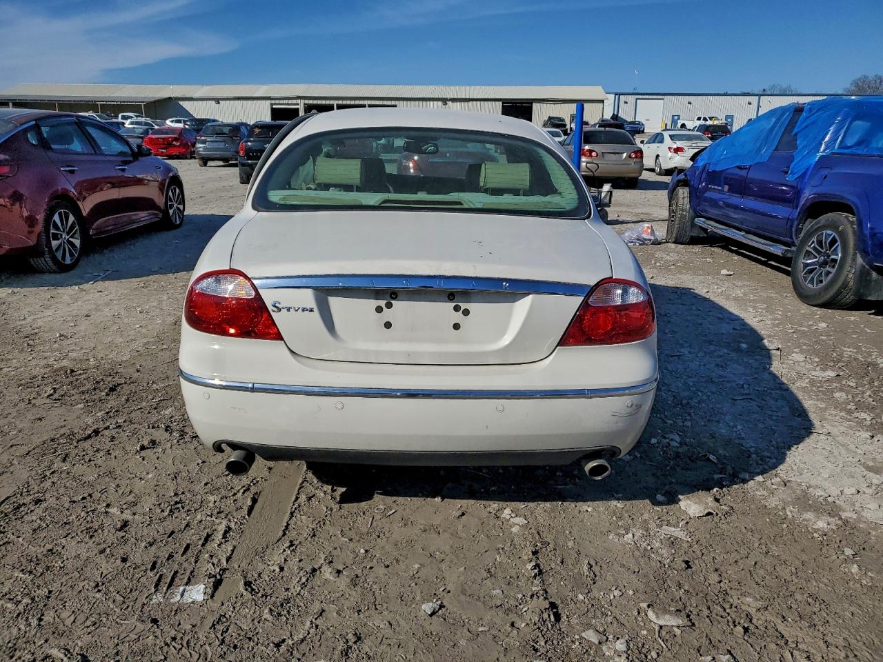 Jaguar S-Type Image 5