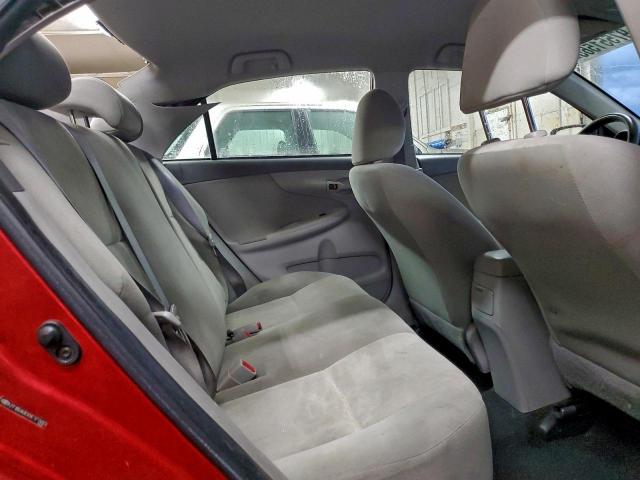 Toyota Corolla Base Image 13