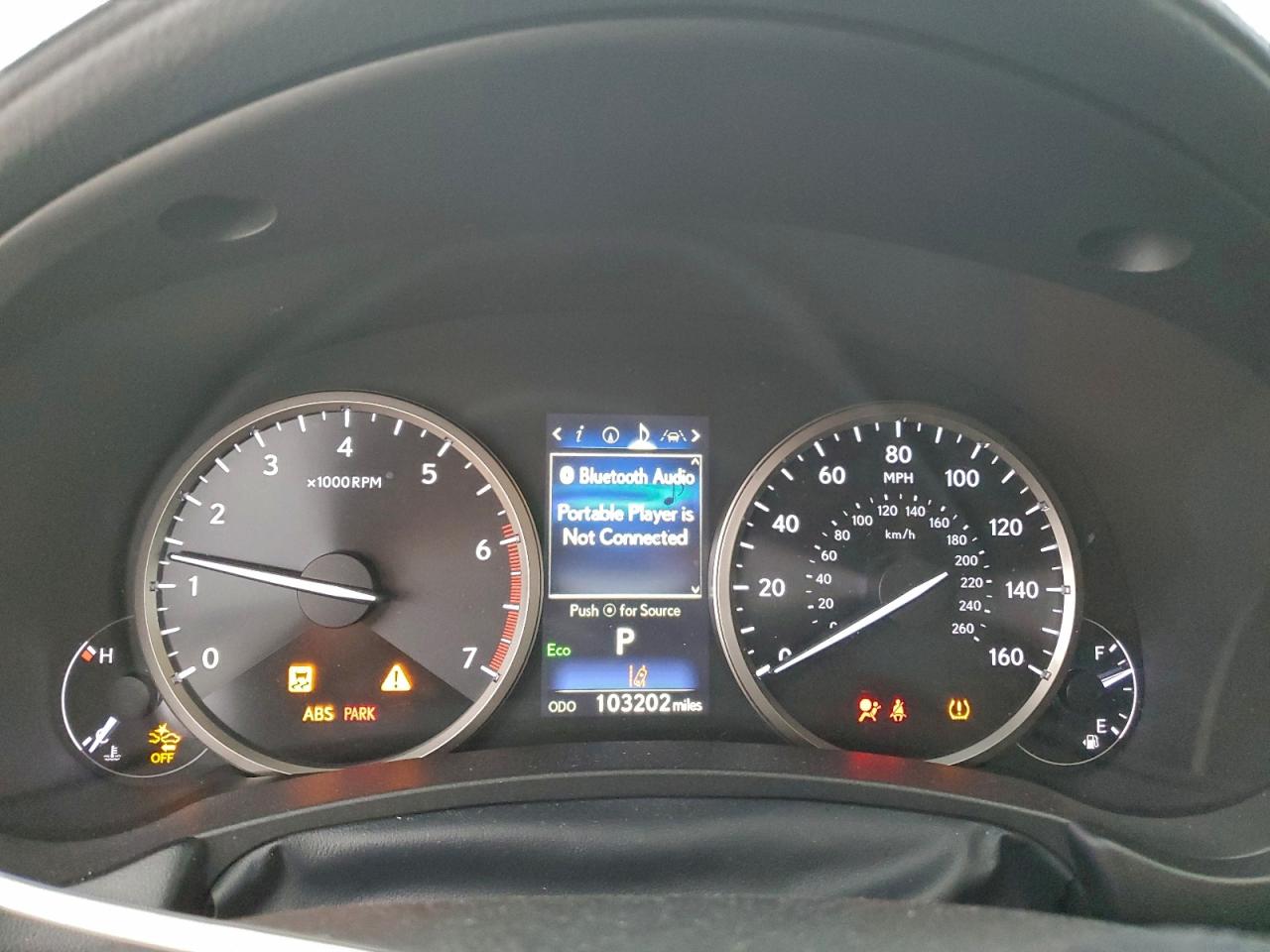 Lexus NX 300 Base Image 8