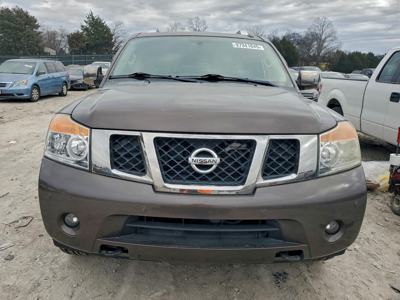 Nissan Armada Sv Image 5