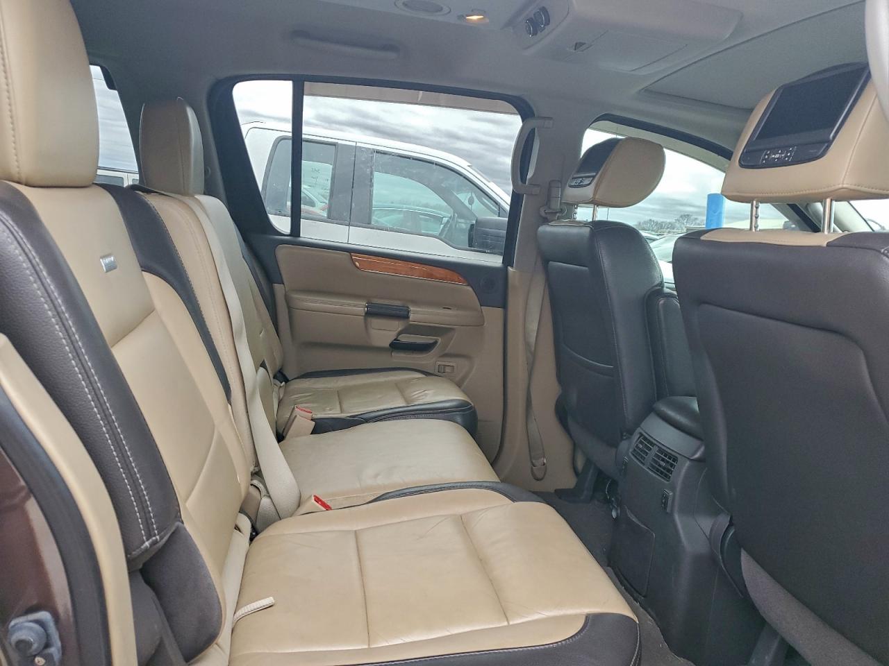 Nissan Armada Sv Image 10