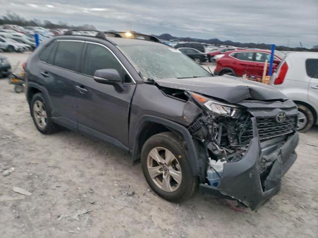 Toyota RAV4 Xle Image 8