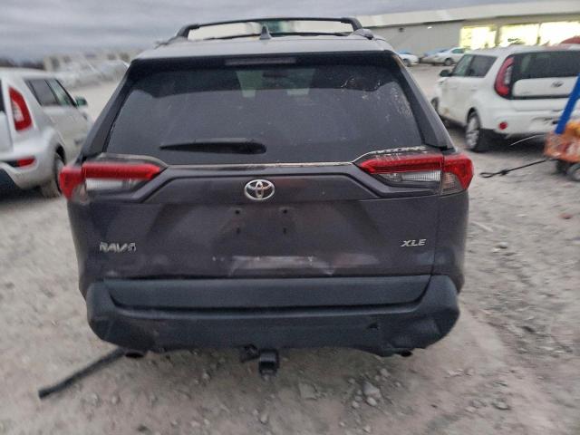 Toyota RAV4 Xle Image 5