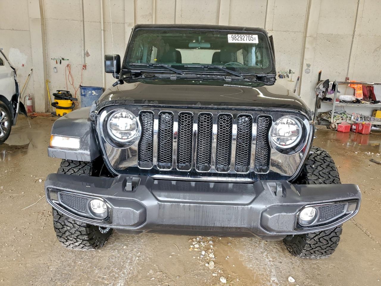 Jeep Wrangler Sport Image 13