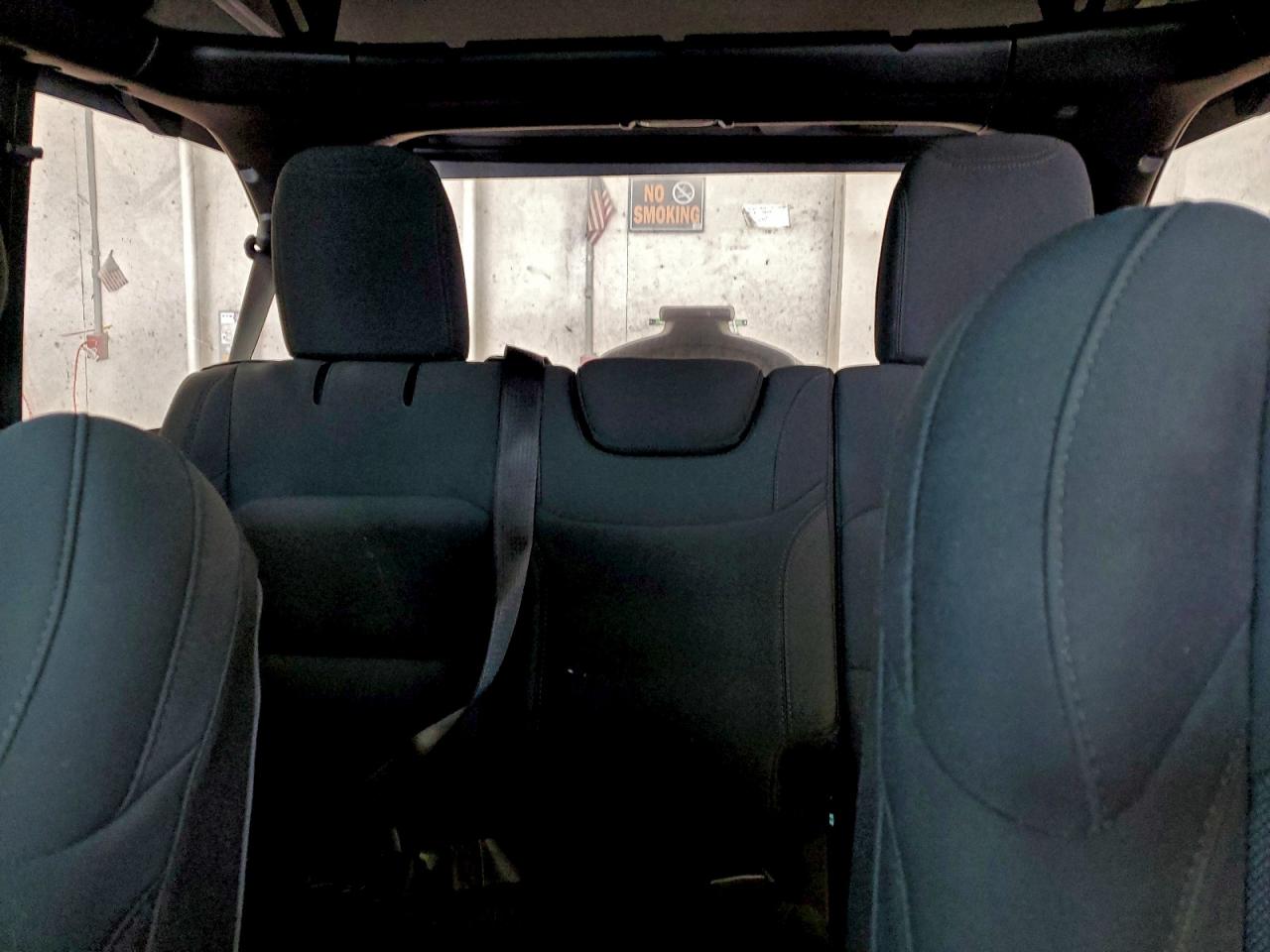 Jeep Wrangler Sport Image 5