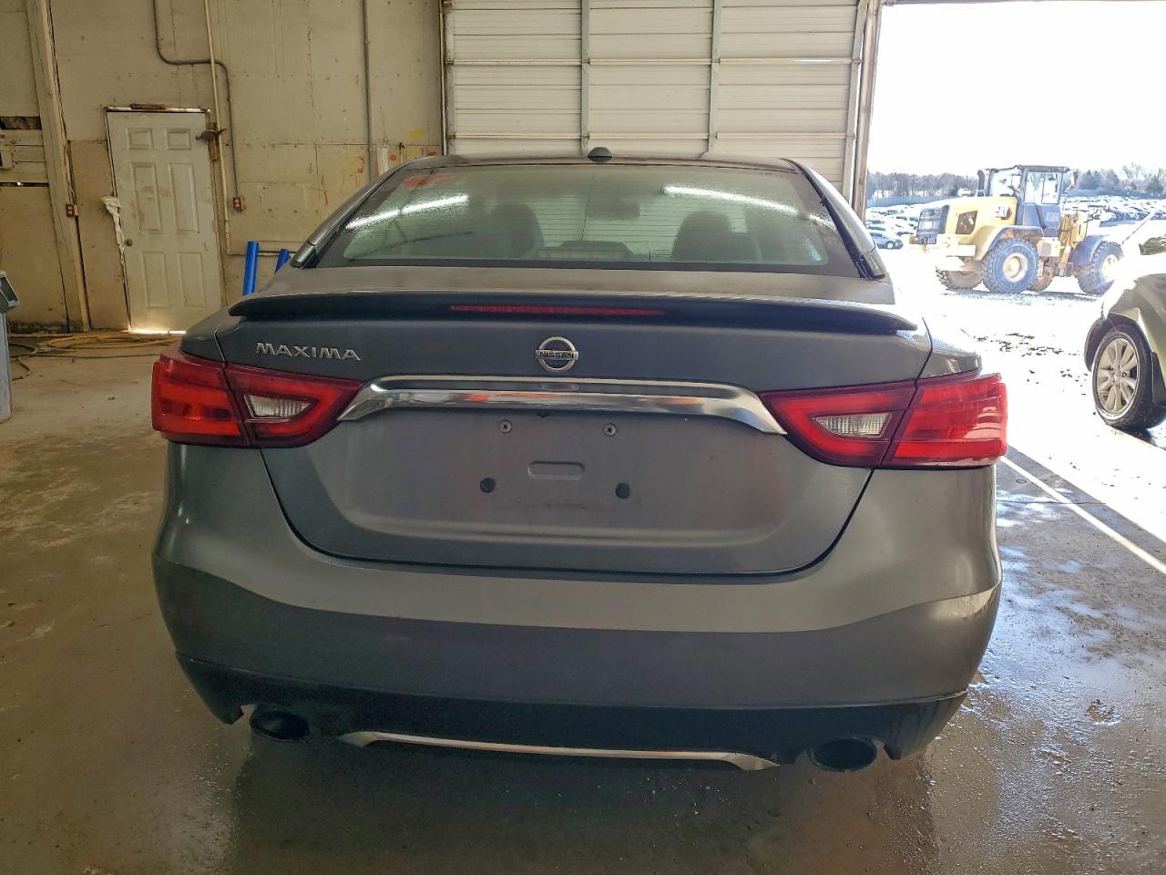 Nissan Maxima 3.5s Image 9