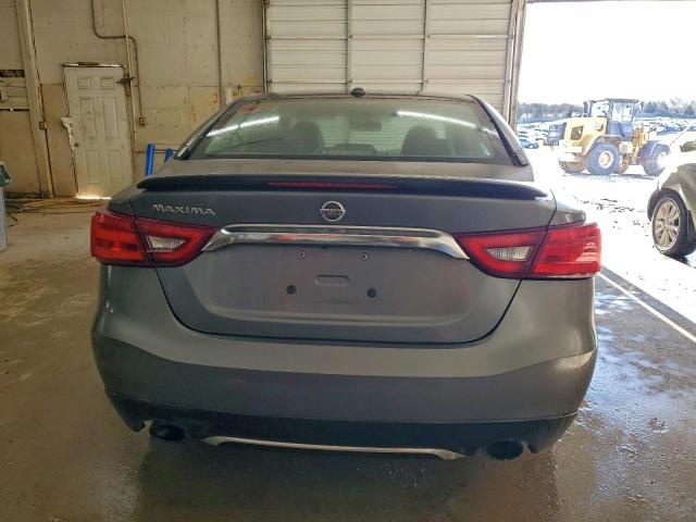 Nissan Maxima 3.5s Image 9