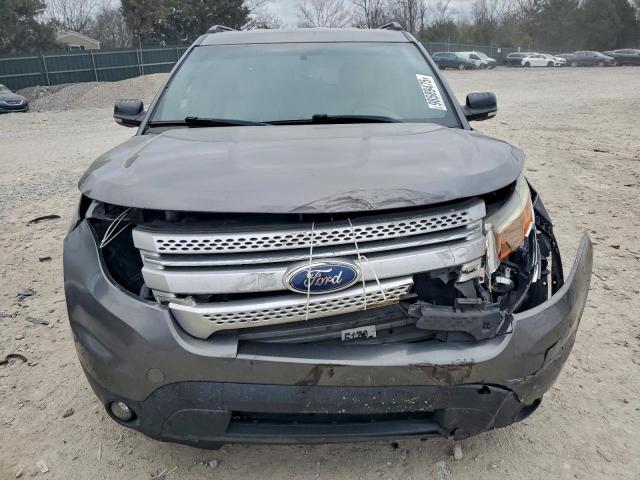 Ford Explorer Xlt Image 6
