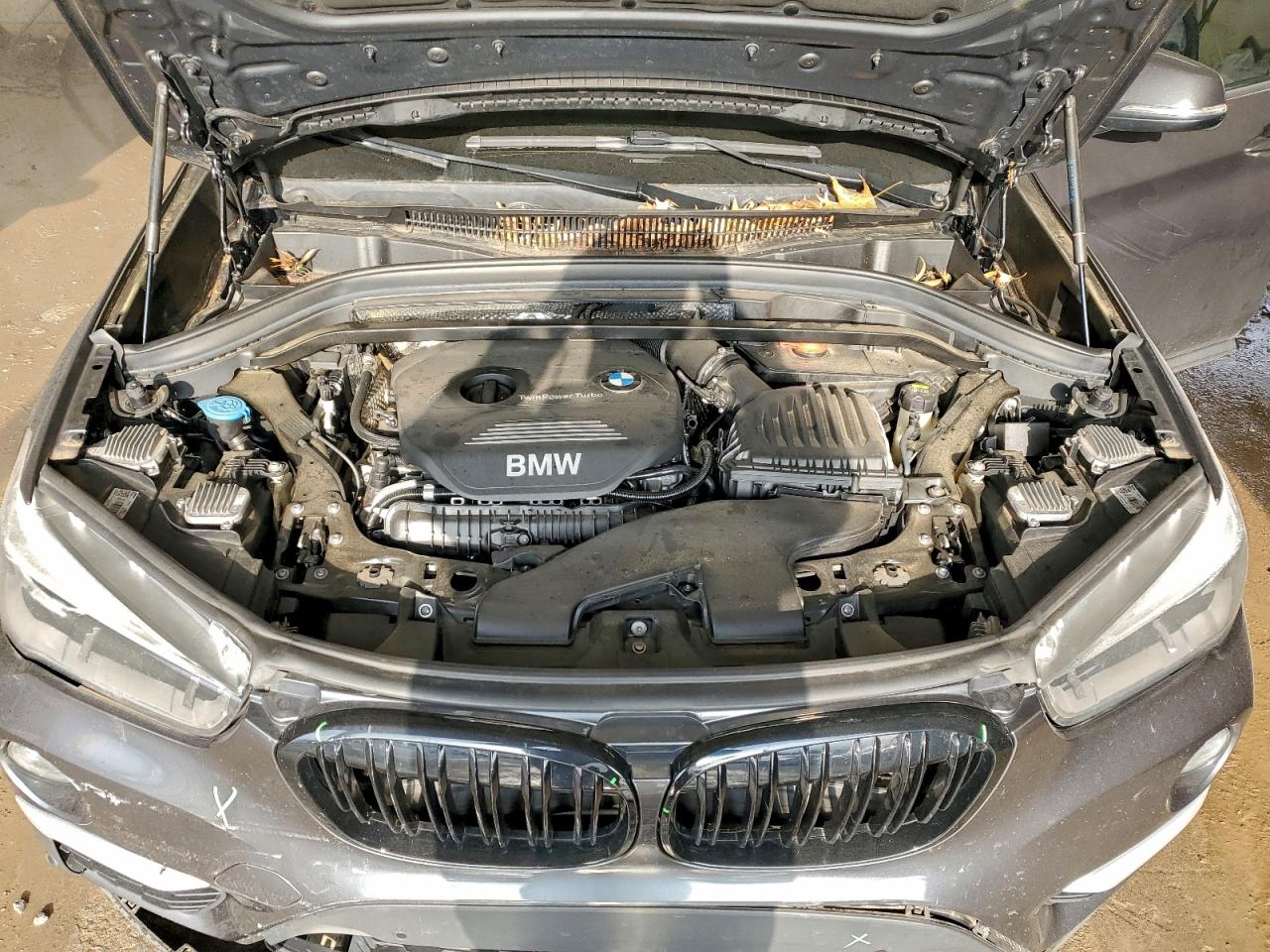 BMW X Series Xdrive28i Image 2