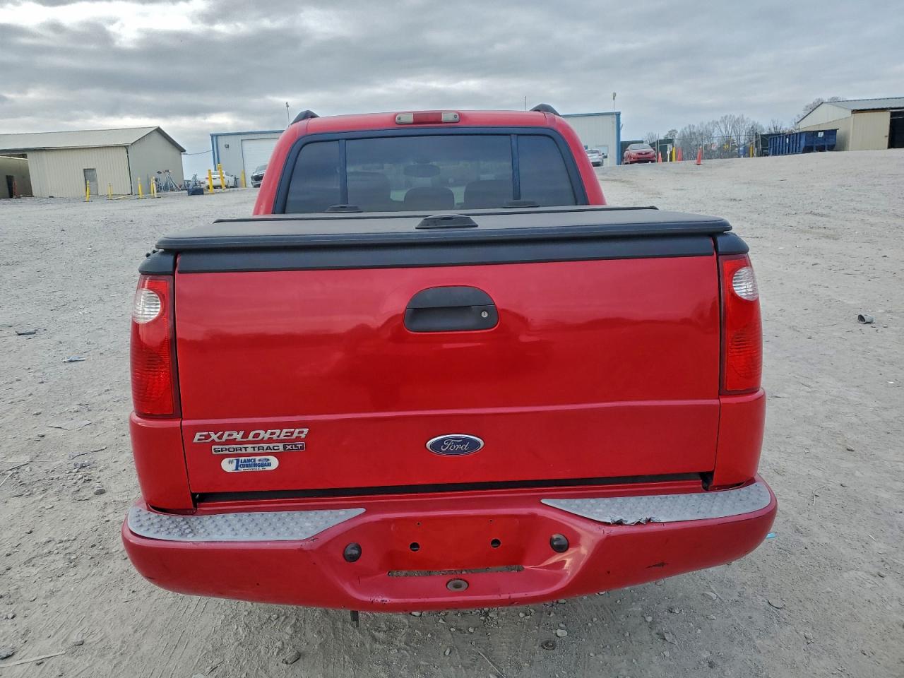 Ford Explorer Image 3