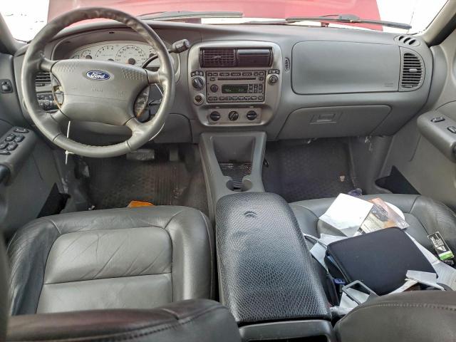 Ford Explorer Image 4