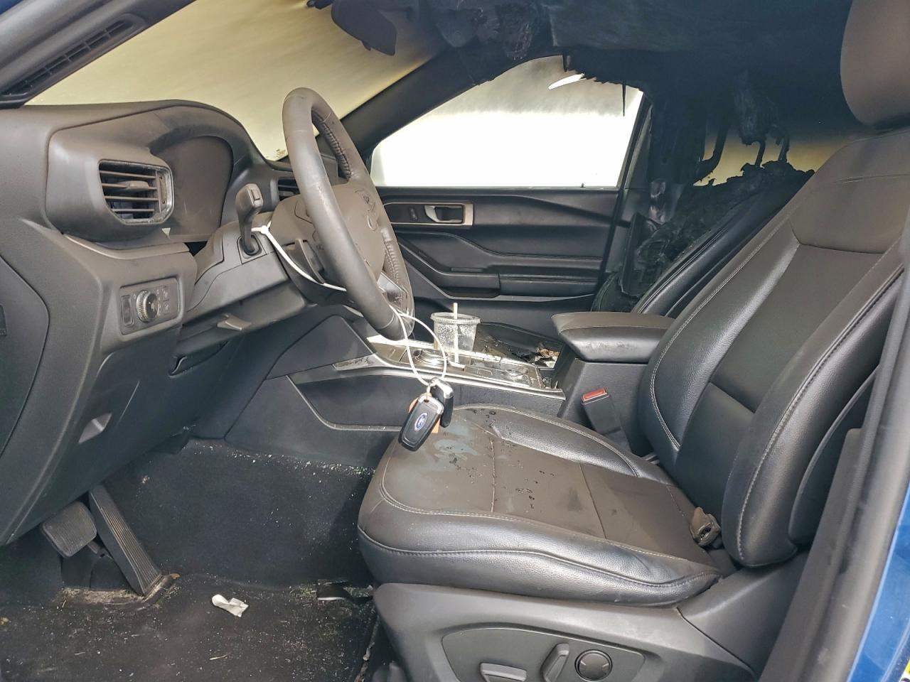 Ford Explorer Xlt Image 11