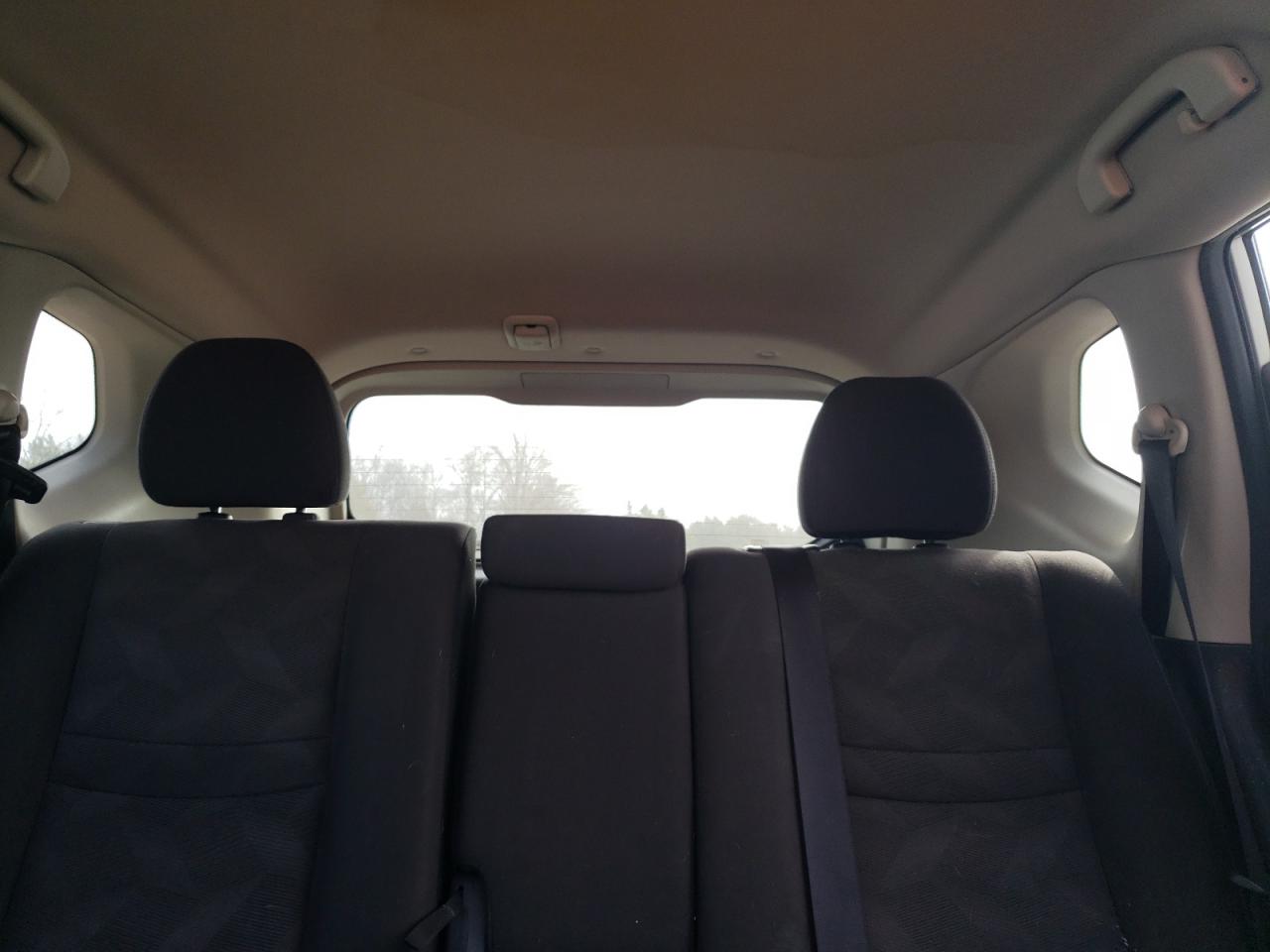 Nissan Rogue S Image 6