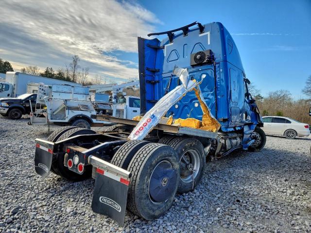 Freightliner Cascadia 1 Image 3