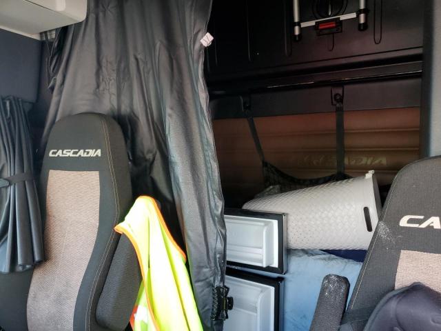 Freightliner Cascadia 1 Image 10