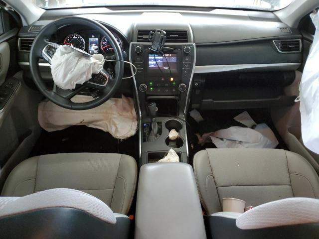 Toyota Camry Le Image 8