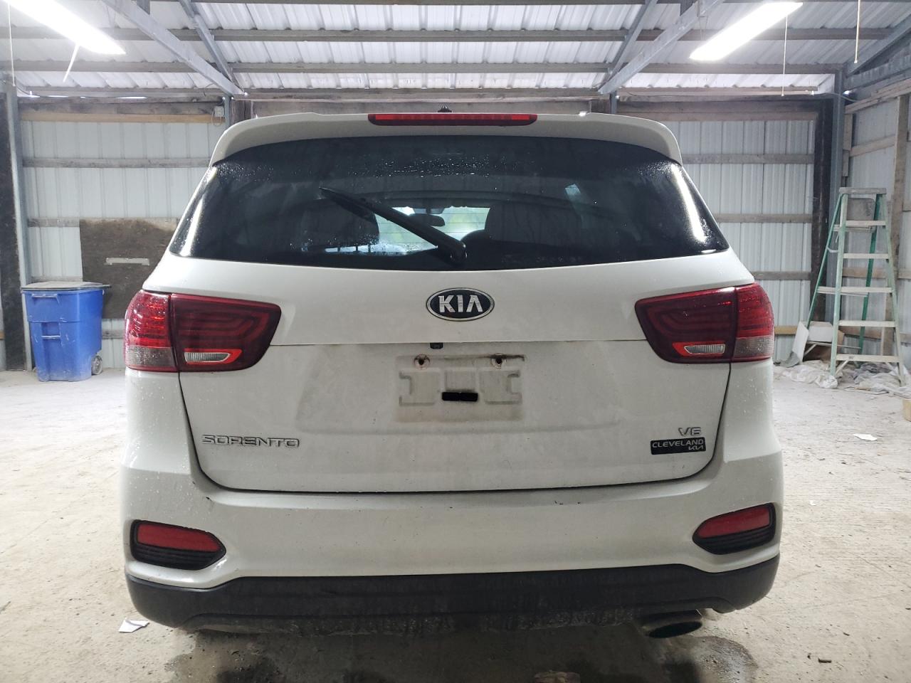 Kia Sorento S Image 3