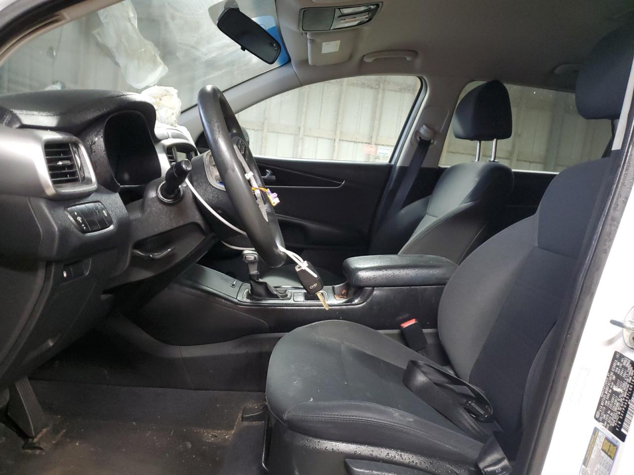 Kia Sorento S Image 7