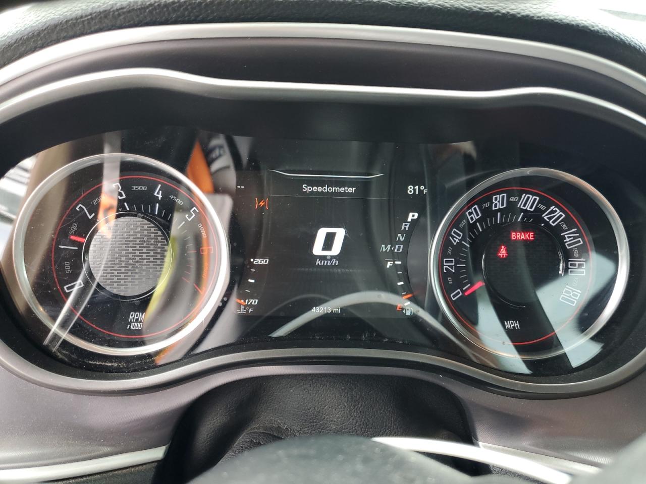 Dodge Challenger R/t Scat Pack Image 4