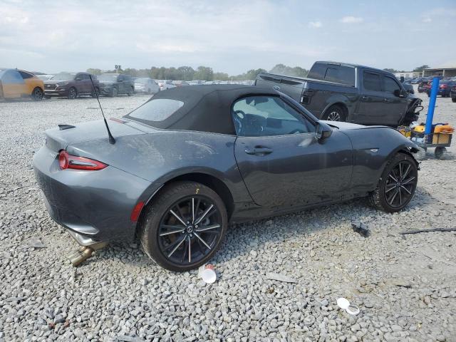 Mazda Mx5 Grand Touring Image 3
