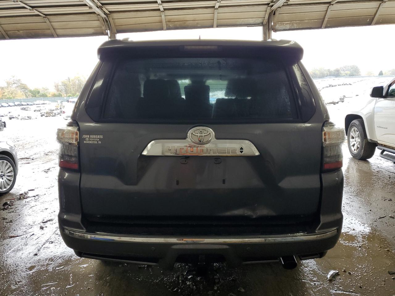 Toyota 4Runner Limited Image 7
