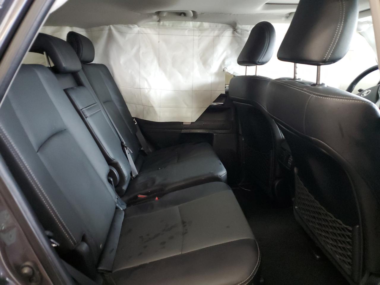 Toyota 4Runner Limited Image 8