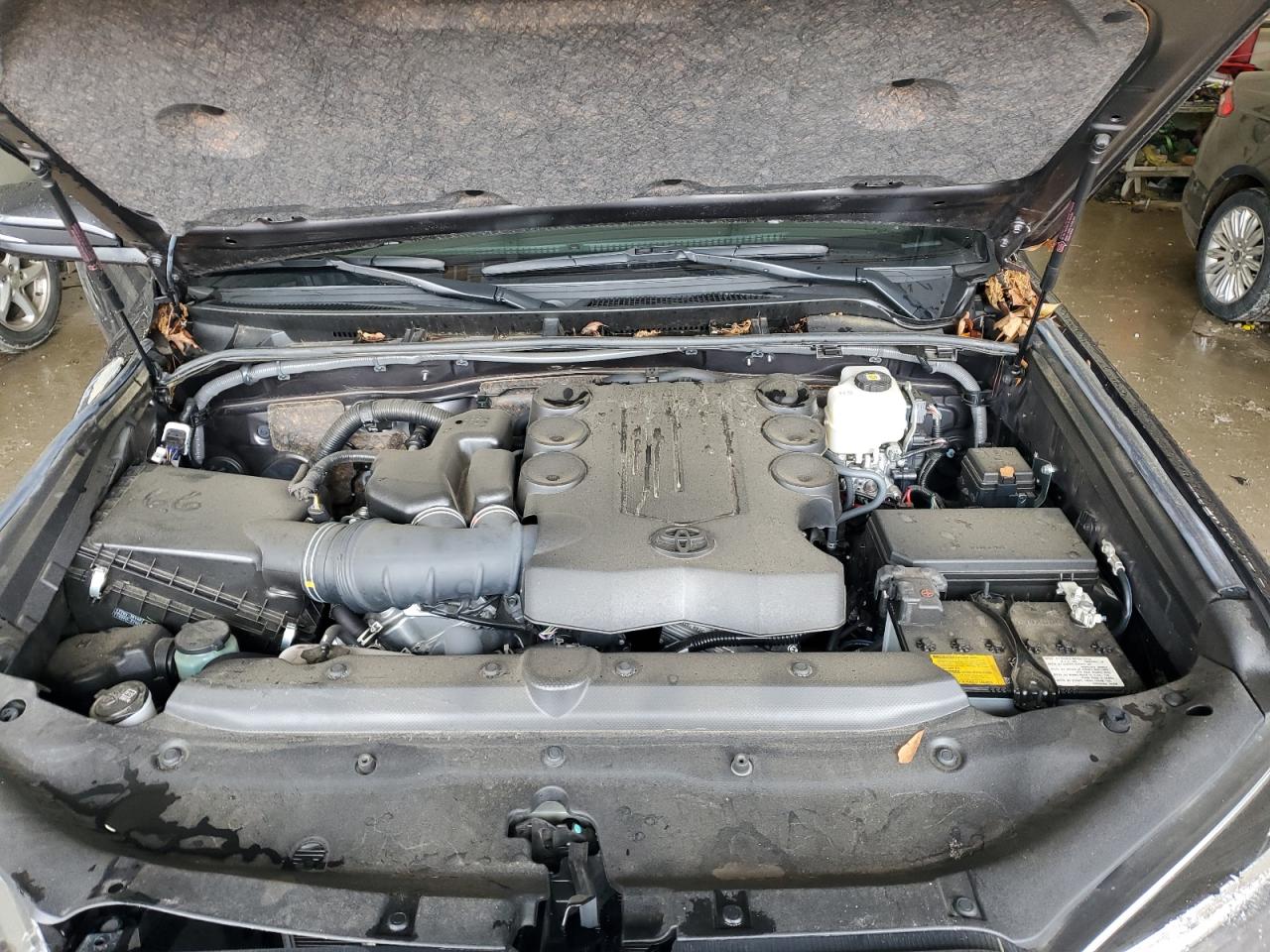 Toyota 4Runner Limited Image 3