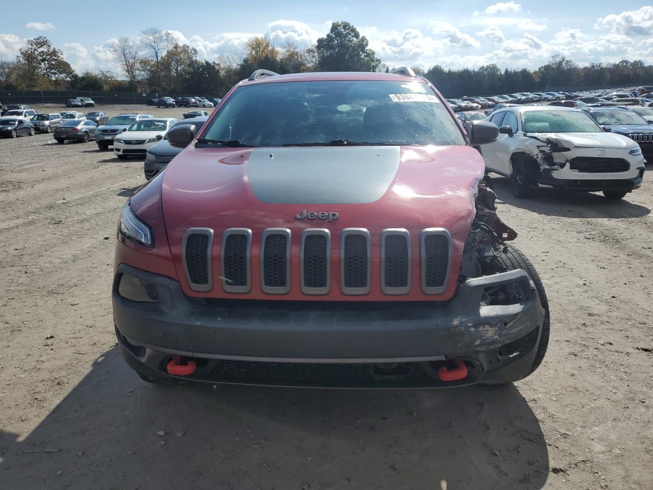 Jeep Cherokee Trailhawk Image 12