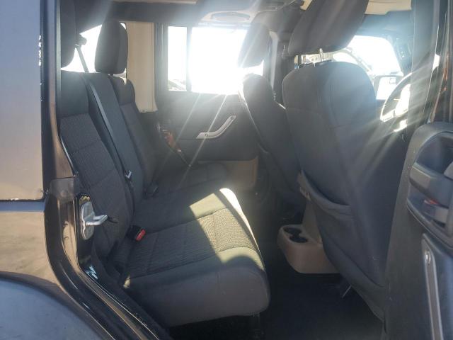 Jeep Wrangler Rubicon Image 12