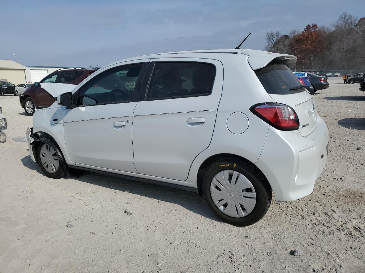 Mitsubishi Mirage Es Image 9