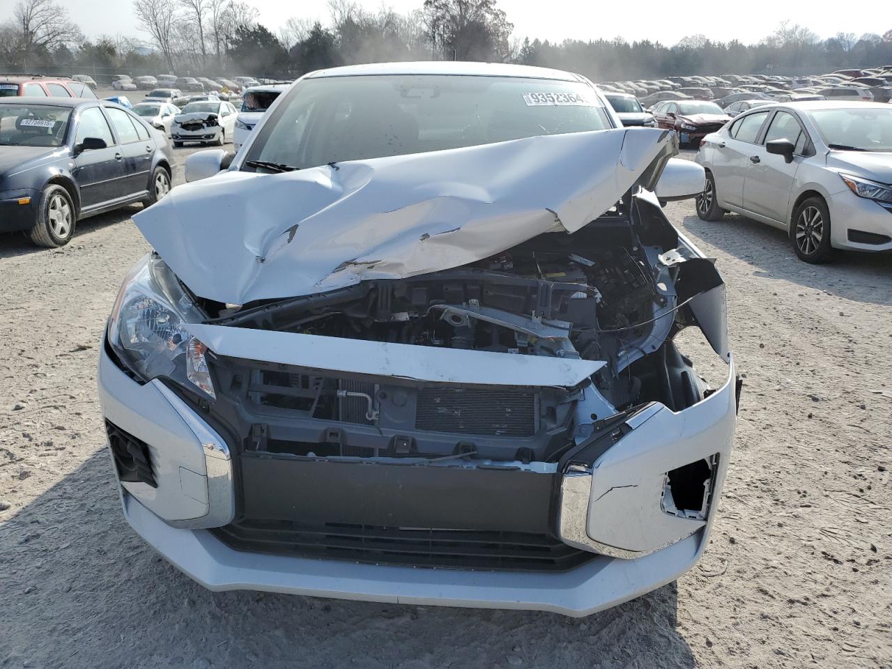 Mitsubishi Mirage Es Image 13