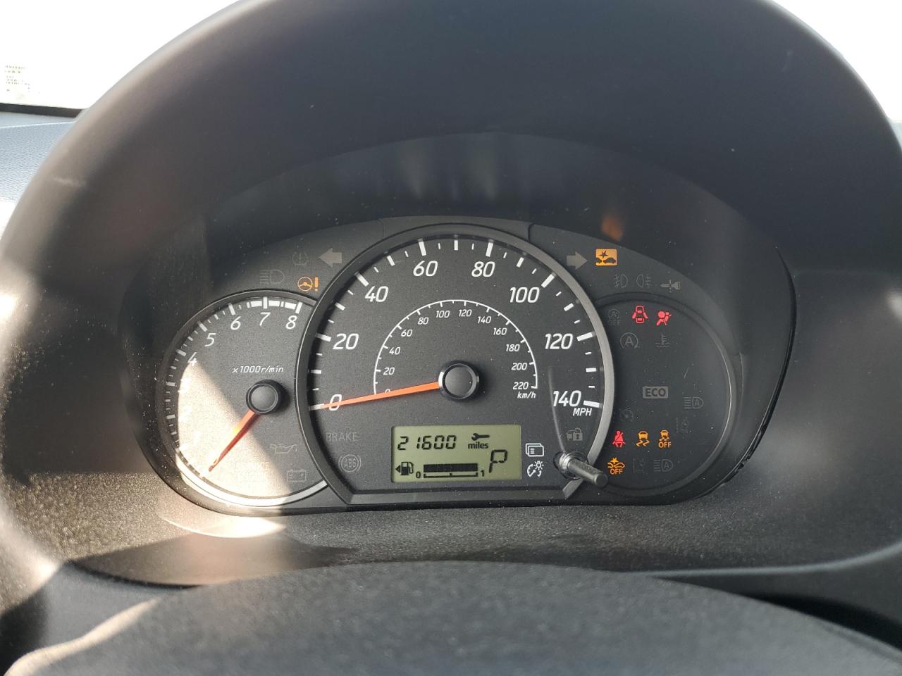 Mitsubishi Mirage Es Image 6