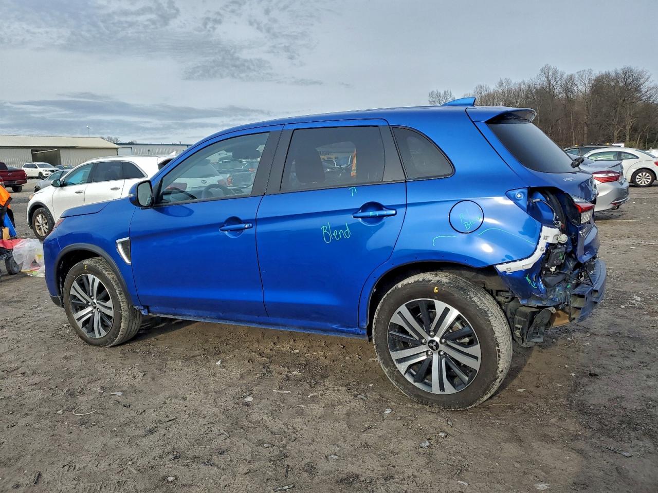 Mitsubishi Outlander S/se Image 8