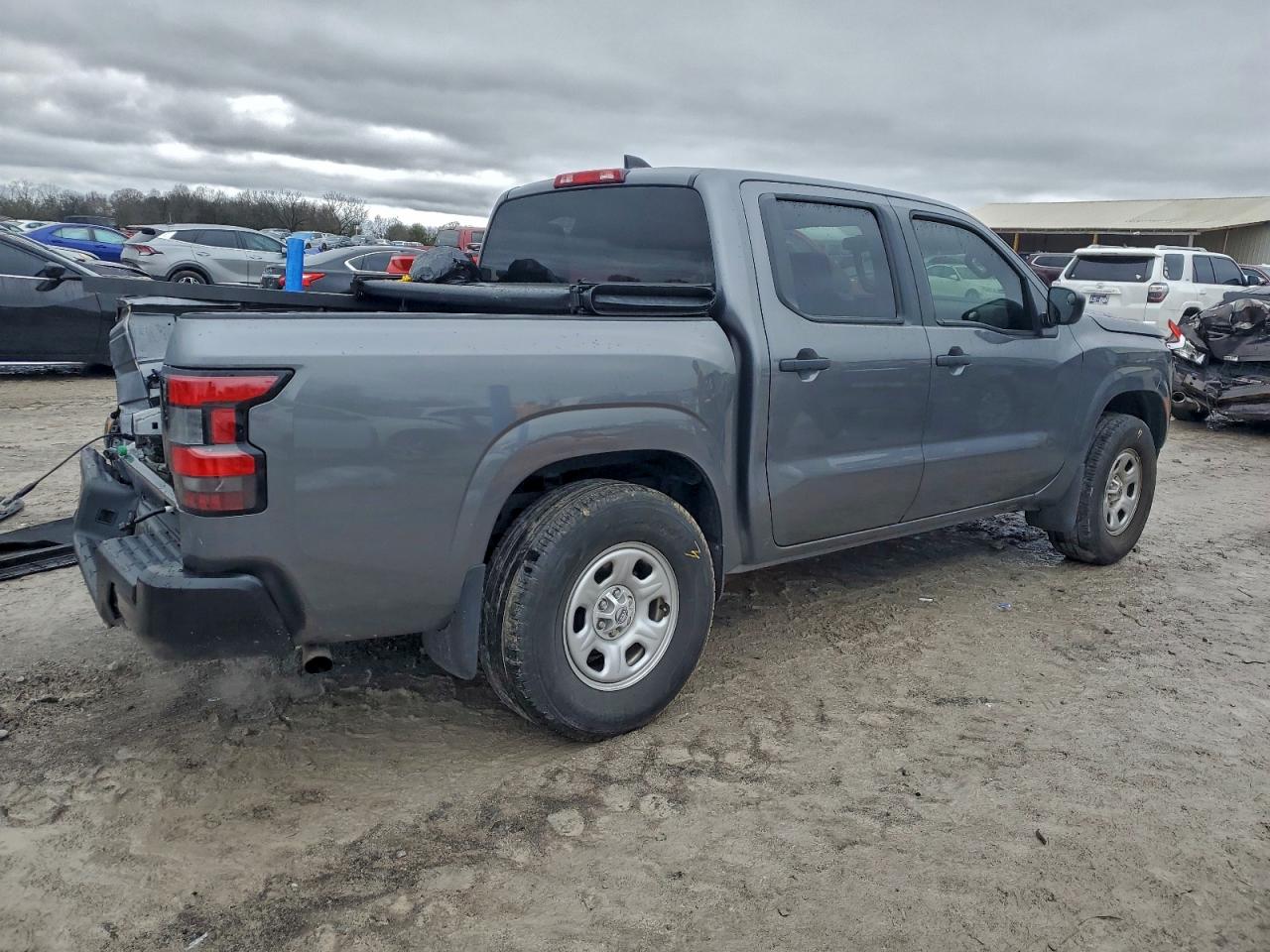 Nissan Frontier S Image 5