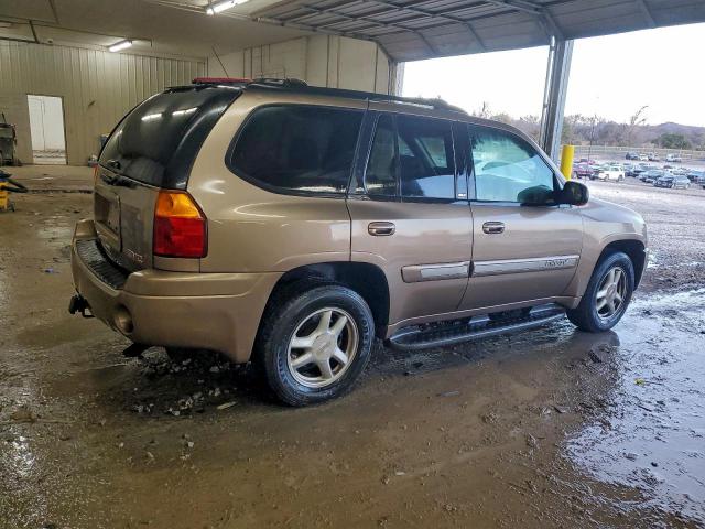 GMC Envoy Image 8