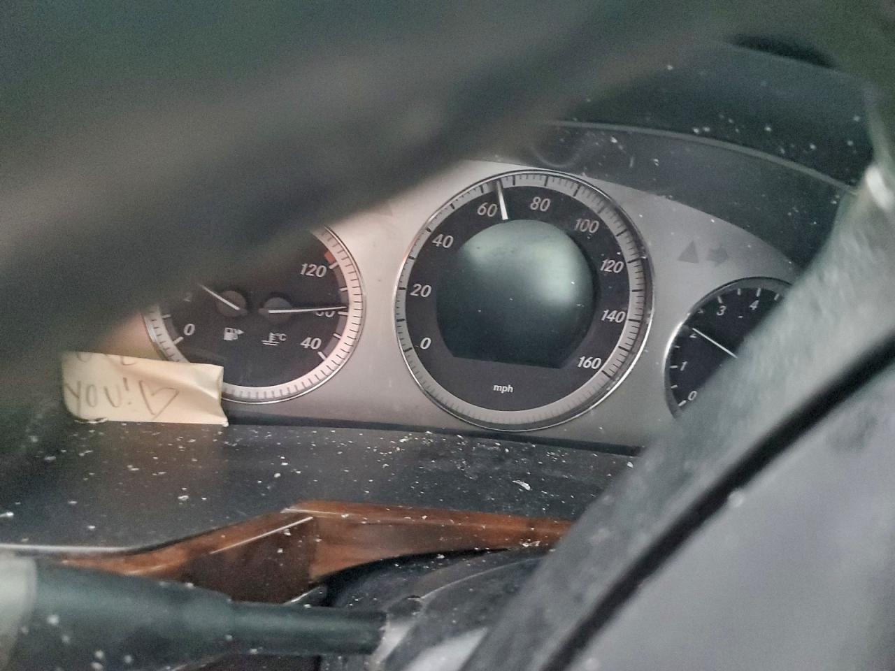 Mercedes-Benz GLK 350 4matic Image 10