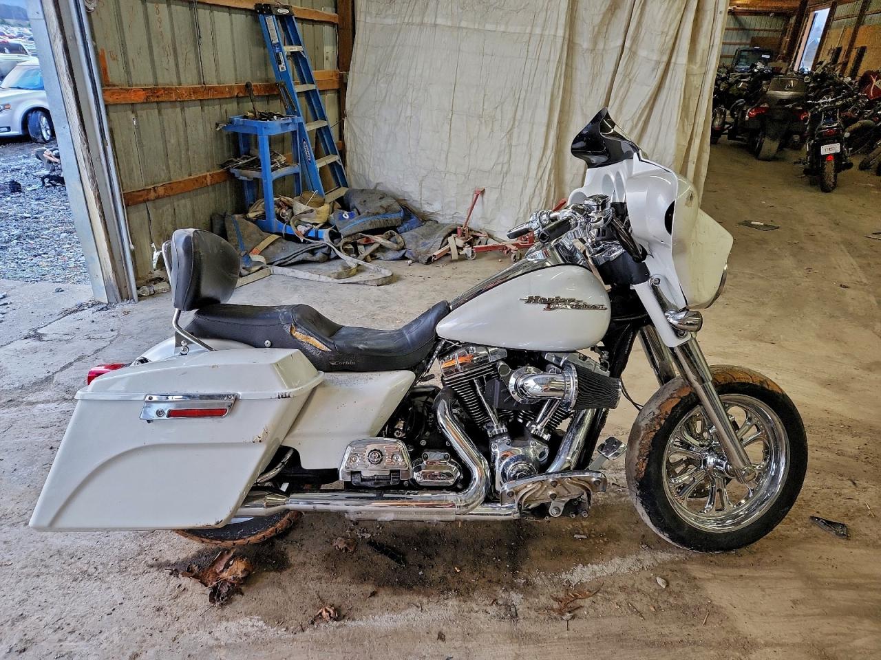 Harley-Davidson Fl Image 1