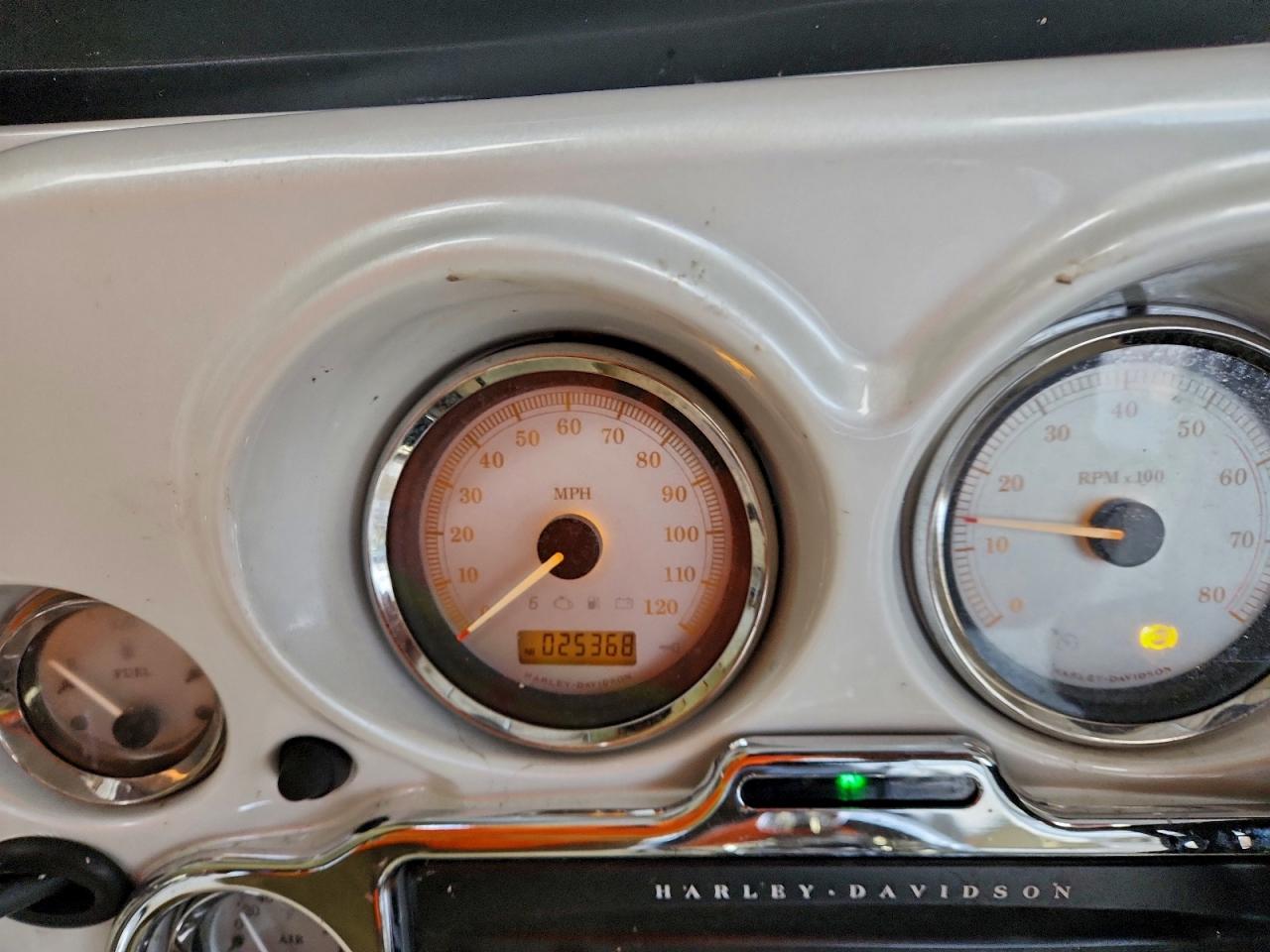 Harley-Davidson Fl Image 2