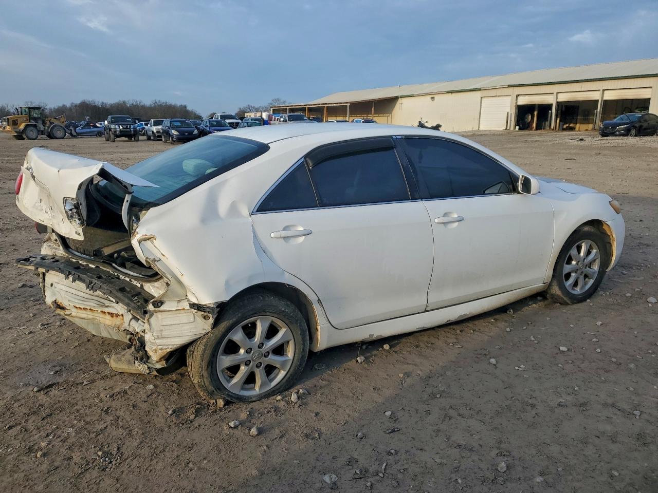 Toyota Camry Ce Image 7