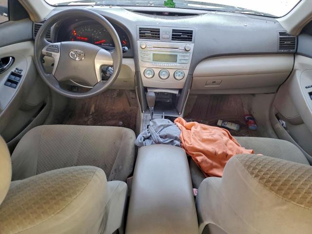 Toyota Camry Ce Image 11