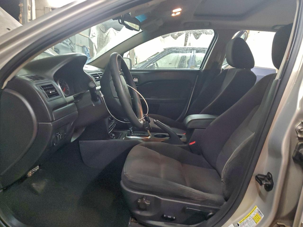 Ford Fusion Se Image 5