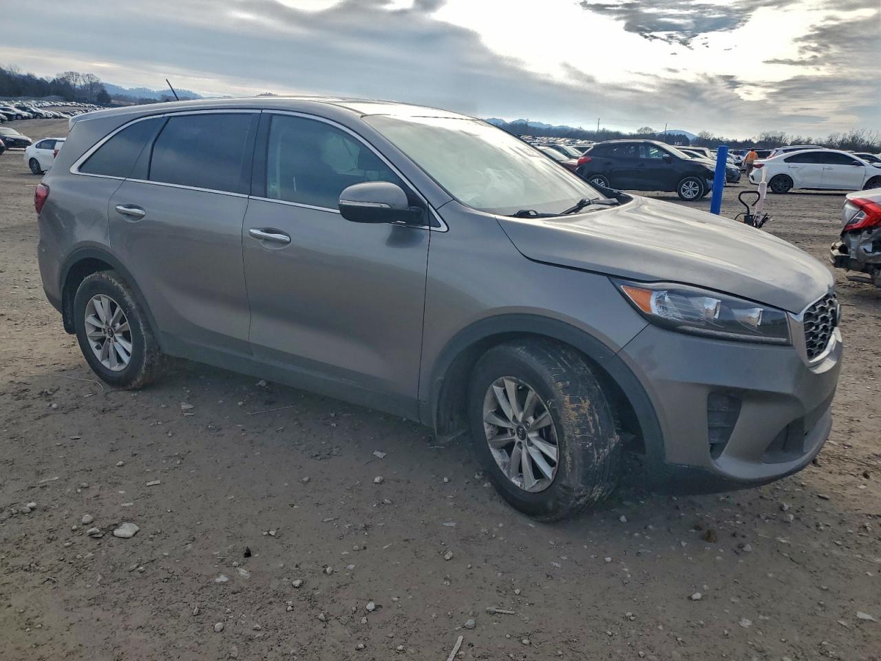 Kia Sorento L Image 2