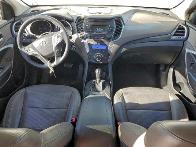 Hyundai SANTA FE Image 6