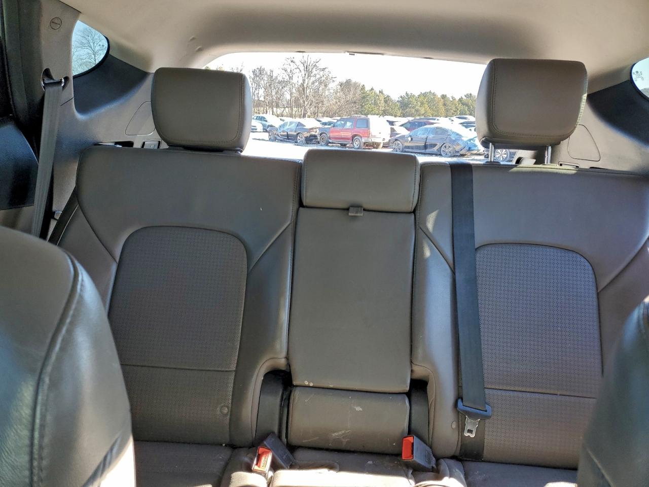 Hyundai SANTA FE Image 13