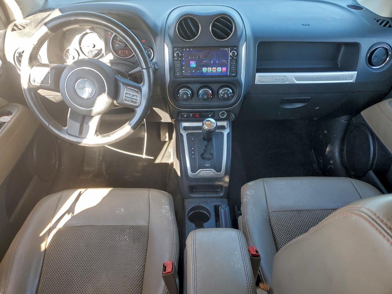 Jeep Compass Latitude Image 6